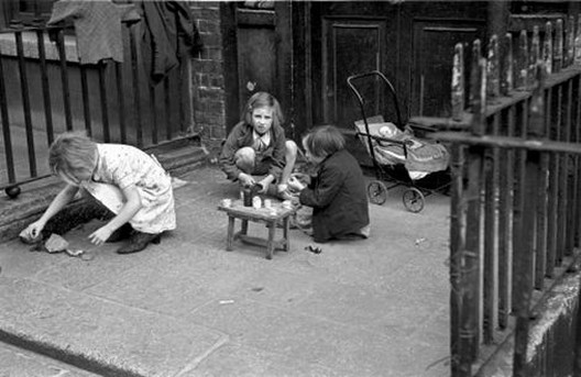 Frank Browne: Through the Lens | Thursday 23 October – Tuesday 23 December 2014 | Farmleigh Gallery