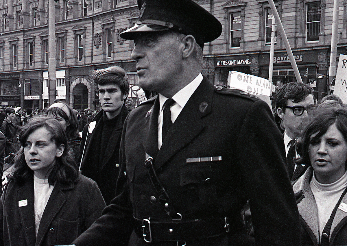 People’s Democracy March, January 1969, © Courtesy the estate of David Newell-Smith / Guardian Newspaper | The Lost Moment – Civil Rights, Street Protest and Resistance in Northern Ireland, 1968-69 | Tuesday 18 September – Sunday 4 November 2018 | Photo Museum Ireland