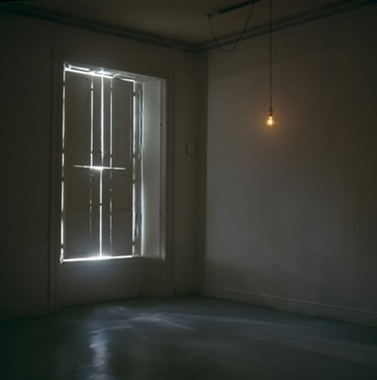 Willie McKeown: Room for Waiting In, 2005 © William McKeown, courtesy Kerlin Gallery, Dublin | The Golden Bough: William McKeown | Thursday 3 February  – Sunday 1 May 2011 | 