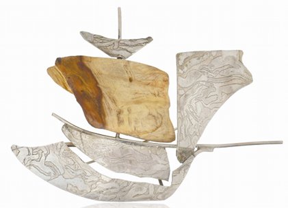 Contemporary Croatian Jewellery presented by the Crafts Council of Ireland Year of Craft 2011. Artist : Lazer Rok Lumezi  | Contemporary Croatian Jewellery | Thursday 9 June  – Saturday 25 June 2011 | Rubicon Gallery