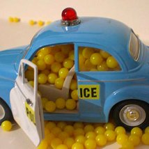 Jim Doyle |  bio.space 033 
33 Charles St West Off Ormond Quay Dublin 7 | Thursday 6 October to Tuesday 11 October 2011 | to 