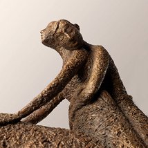 Bob Quinn: Strong Women |  Solomon Fine Art 
Balfe Street, Dublin 2 | Friday 11 November to Thursday 24 November 2011 | to 