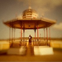 Maximilian Le Cain and Rouzbeh Rashidi: Persistencies of Sadness & Still Days |  The Guesthouse 
10 Chapel Street Shandon Cork | Sunday 8 July 2012 | to 