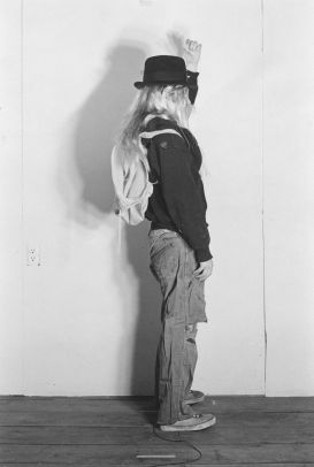 Cindy Sherman: Untitled # 428, 1976 / 2005, b/w photograph, 19 x 12,7 cm (unframed), 7,5 x 5 inches (unframed), 25,4 x 20,3 cm (framed), 10 x 8 inches (framed), Edition 3/20, MSPM CSH 05680, Courtesy of the artist, Metro Pictures New York and Sprueth Magers Berlin London. | Cloud Illusions I Recall | Saturday 22 June  – Sunday 25 August 2013 | IMMA