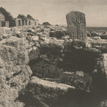 Margo McNulty and Geraldine O’Reilly: Of Space and Place |  The LAB 
Foley Street, Dublin 1 | Friday 11 April to Saturday 7 June 2014 | to 