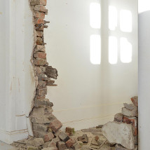 Michella Perera: Preludes |  Tactic 
Sample-Studios Exchange Business Park Churchfield, Cork | Friday 20 February to Thursday 5 March 2015 | to 