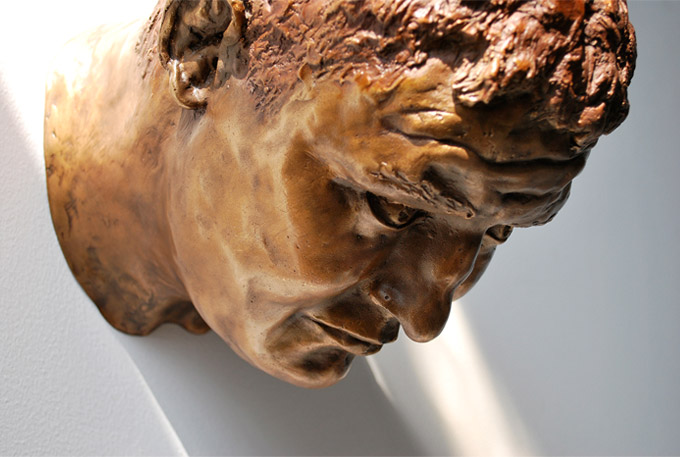 © Vivienne Roche 2015 | Vivienne Roche: Head to Head | Friday 15 May  – Saturday 26 September 2015 | Crawford Art Gallery