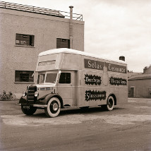 Philip Byrne: Industrial Yarns |  Mermaid Arts Centre 
Main Street, Bray Co. Wicklow | Friday 13 November to Sunday 22 November 2015 | to 