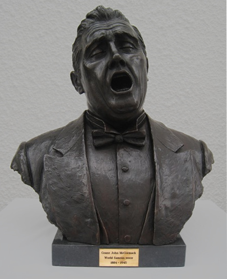 McCormack | Friday 18 December 2015  – Sunday 10 January 2016 | Luan Gallery