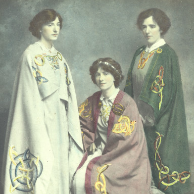 Limerick and the 1916 Rising |  Hunt Museum 
The Custom House Rutland Street, Limerick | Monday 21 March to Sunday 15 May 2016 | to 