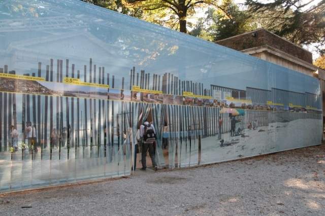 Border Fence: a photographic reproduction of the US - Mexico border fence, produced by Estudio Teddy Cruz, 11th Architecture Biennale in Venice | Public Talk by Teddy Cruz | Friday 29 April 2016 | 