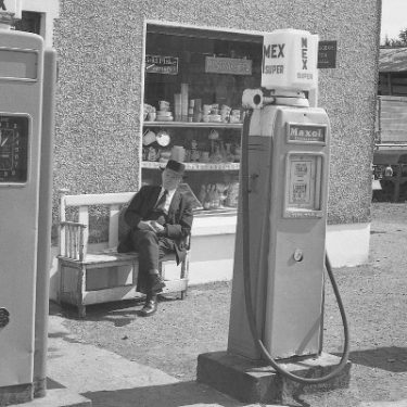 Iveleary – Photographs by Daniel McCarthy |  Town Hall Gallery 
Macroom Co. Cork | Friday 8 July to Thursday 28 July 2016 | to 