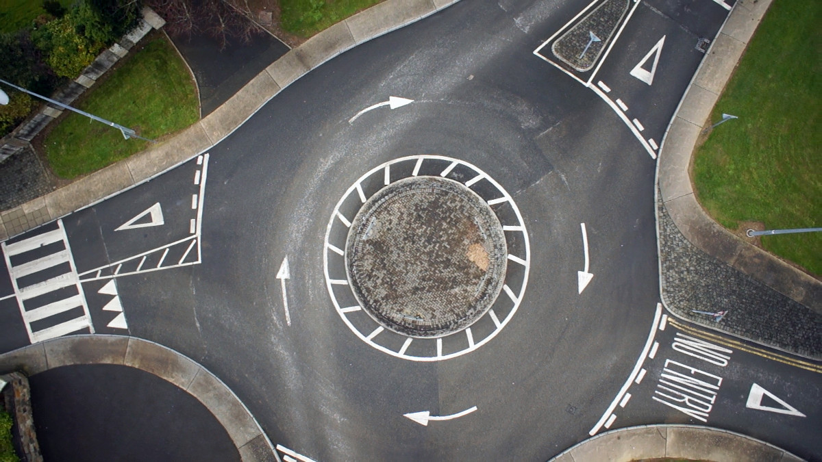 Sean Lynch, Adventure: Capital (2014 – 15). Projected colour image. Courtesy of Ireland at Venice; Kevin Kavanagh Gallery, Dublin; Ronchini Gallery, London | Sean Lynch: Adventure Capital | Thursday 1 September  – Sunday 16 October 2016 | Golden Thread Gallery