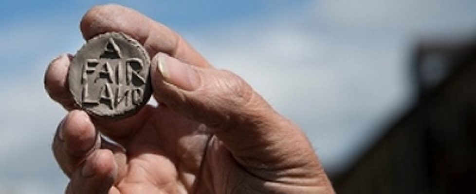 florin_in_hand_(480x321) sq