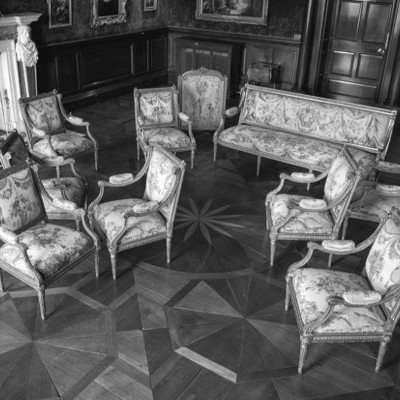 McDermott & McGough: Contemplation of an old Beit Family Photograph |  Solomon Fine Art 
Balfe Street, Dublin 2 | Friday 2 September to Saturday 10 September 2016 | to 