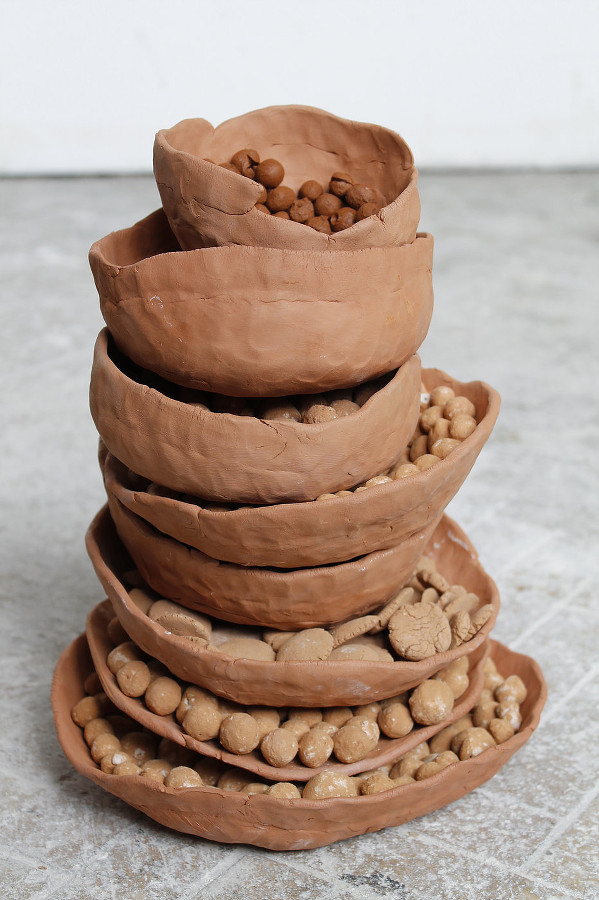 Vanessa Donoso López: to swallow a ball | Saturday 10 September  – Saturday 5 November 2016 | The LAB