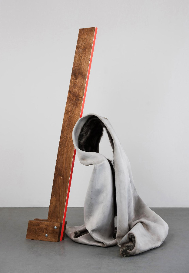 Siobhán Hapaska: Touch, 2016, concrete cloth, oak, synthetic fur, aluminium, steel, two-pack acrylic paint and lacquer, 230 x 95 x 140 cm / 90.6 x 37.4 x 55.1 in | Siobhán Hapaska | Saturday 17 December 2016  – Saturday 4 February 2017 | Kerlin Gallery