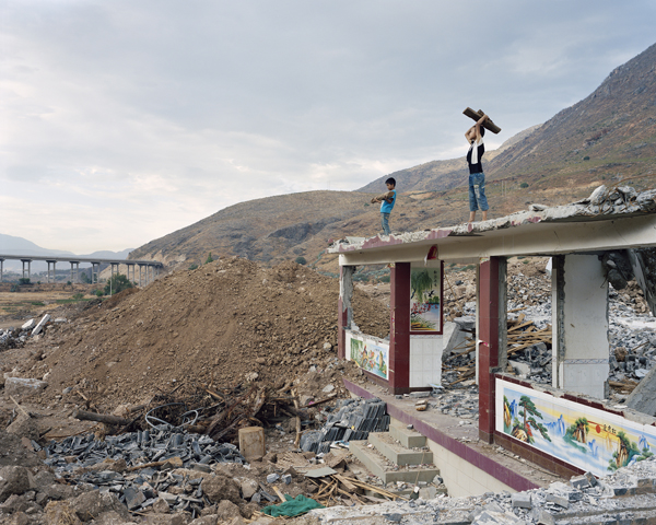 Y25, 2400km from the source of the river © Yan Wang Preston | Yan Wang Preston: Mother River | Saturday 28 January  – Sunday 12 March 2017 | Photo Museum Ireland