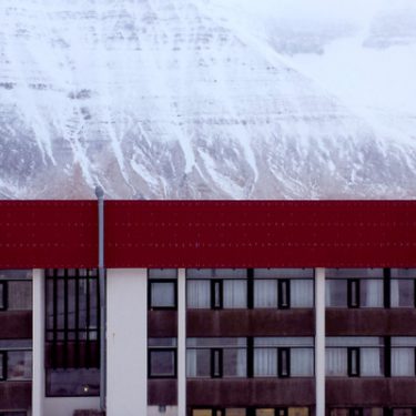 Ella Bertilsson & Ulla Juske: The Waiting Room |  ArtBox 
Unit 3, James Joyce Street Dublin 1 | Thursday 27 April to Saturday 20 May 2017 | to 