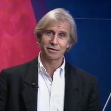 Brian O’Doherty: There is no thing here but much else |  Crawford Art Gallery 
Emmet Place, Cork | Friday 2 March to Sunday 1 July 2018 | to 