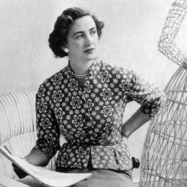 Sybil Connolly |  Hunt Museum 
The Custom House Rutland Street, Limerick | Thursday 19 April to Thursday 31 May 2018 | to 