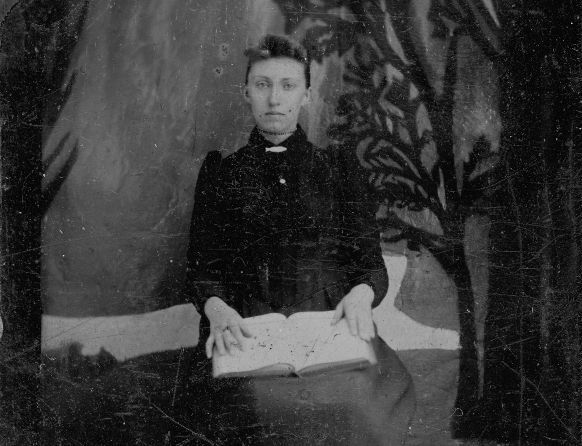 Susan MacWilliam: The Telepaths | Thursday 2 May  – Saturday 22 June 2019 | Golden Thread Gallery