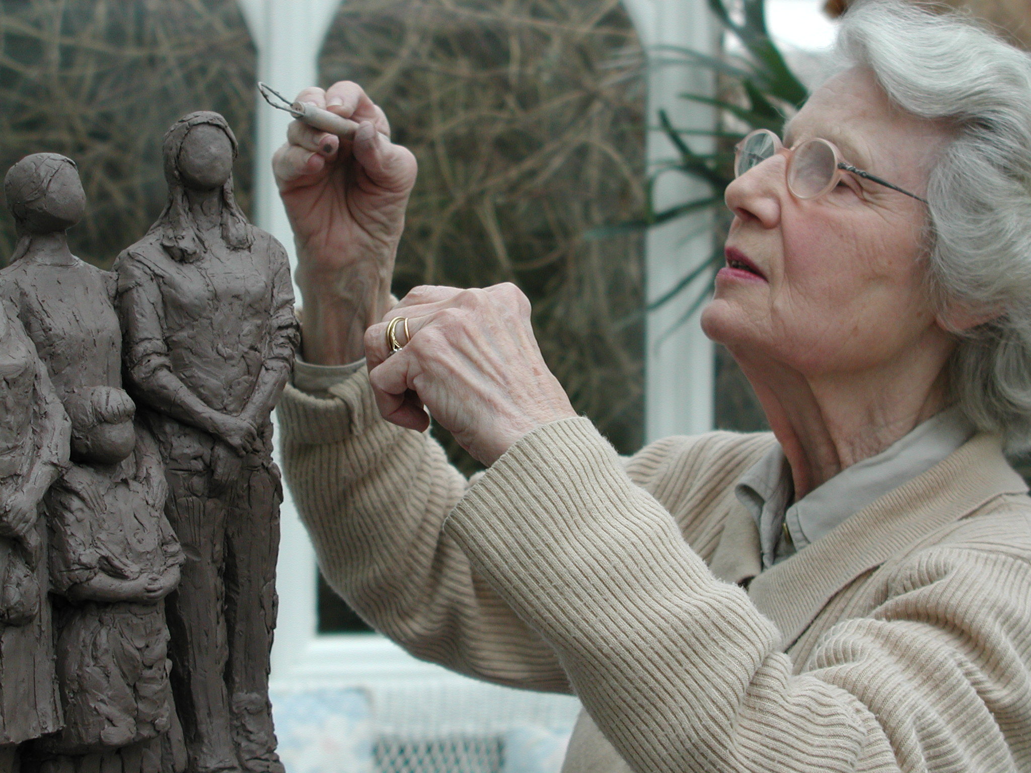 Melanie Stewart, née le Brocquy, at work | Melanie le Brocquy: Familiar Gestures | Friday 6 September  – Sunday 10 November 2019 | Royal Hibernian Academy