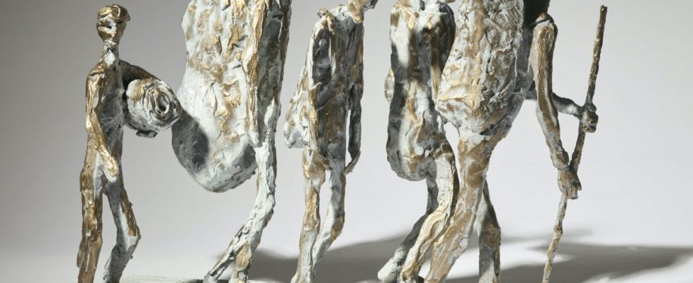 john-behan-rha-five-migrants-2022-bronze-unique-36-x-53-x-27cm