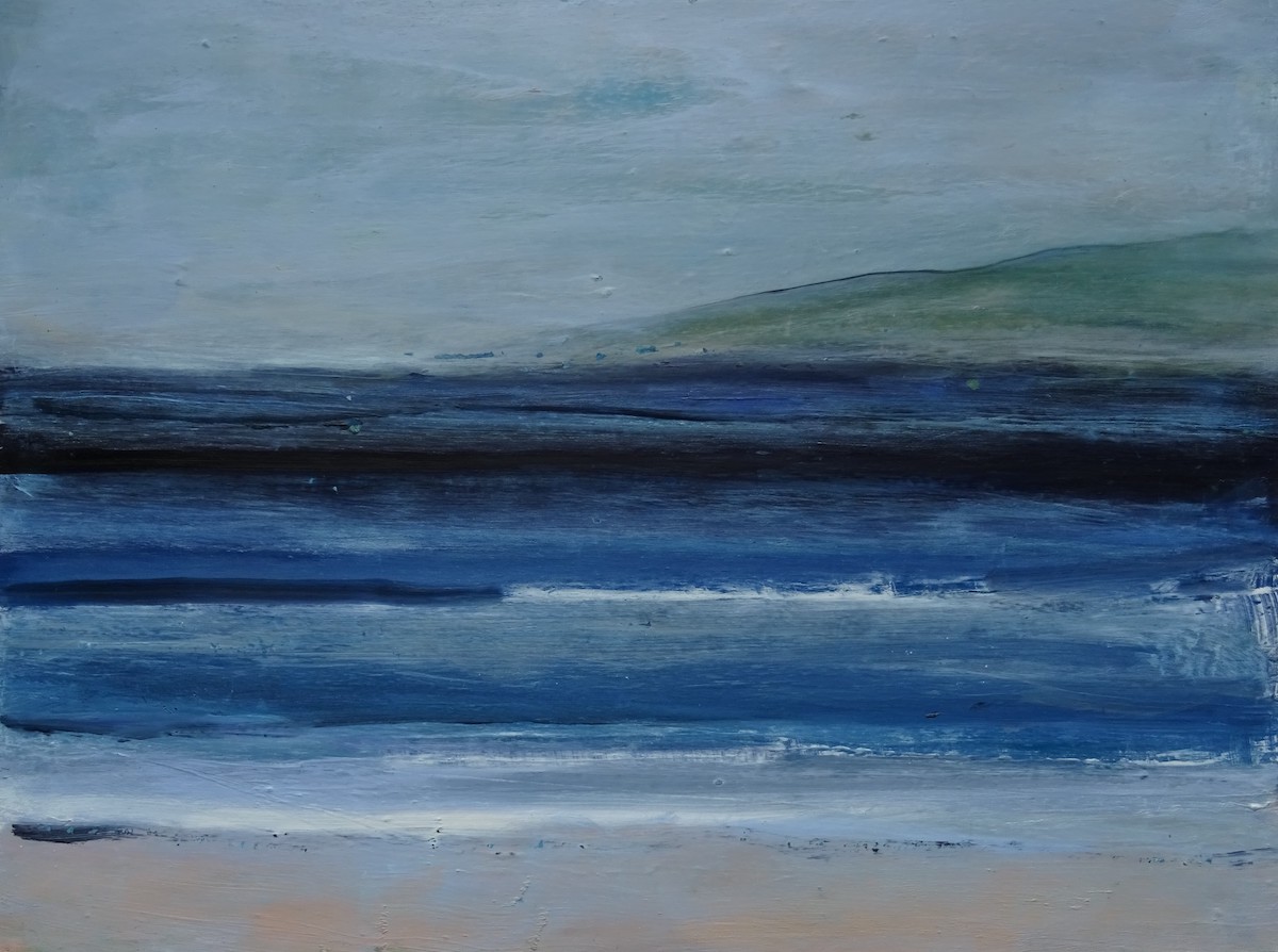 Mary Lohan, Strand  V, 2023, Sennelier oil stick on paper,  35 x 49 cm | Mary Lohan: Sea | Friday 16 June  – Saturday 8 July 2023 | Taylor Galleries | Image: Mary Lohan, Strand  V, 2023, Sennelier oil stick on paper,  35 x 49 cm – sea view of strong-blue waves heading towards a beach in the foreground, with a greenish hill climbing to the right towards the horizon; greyish sky 