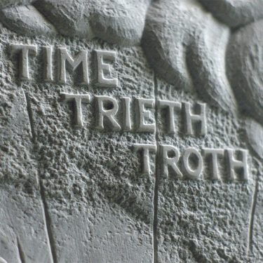 Grace Weir: The history of light |  Solstice Arts Centre 
Navan, County Meath | Saturday 30 September to Friday 17 November 2023 | to 